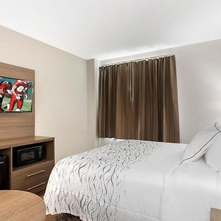 Red Roof Inn Plus Jamaica, Ny - Jfk Airport Нью-Йорк Екстер'єр фото